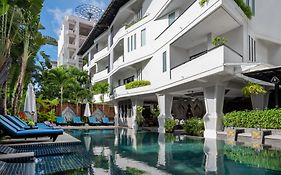 Central Suite Residence